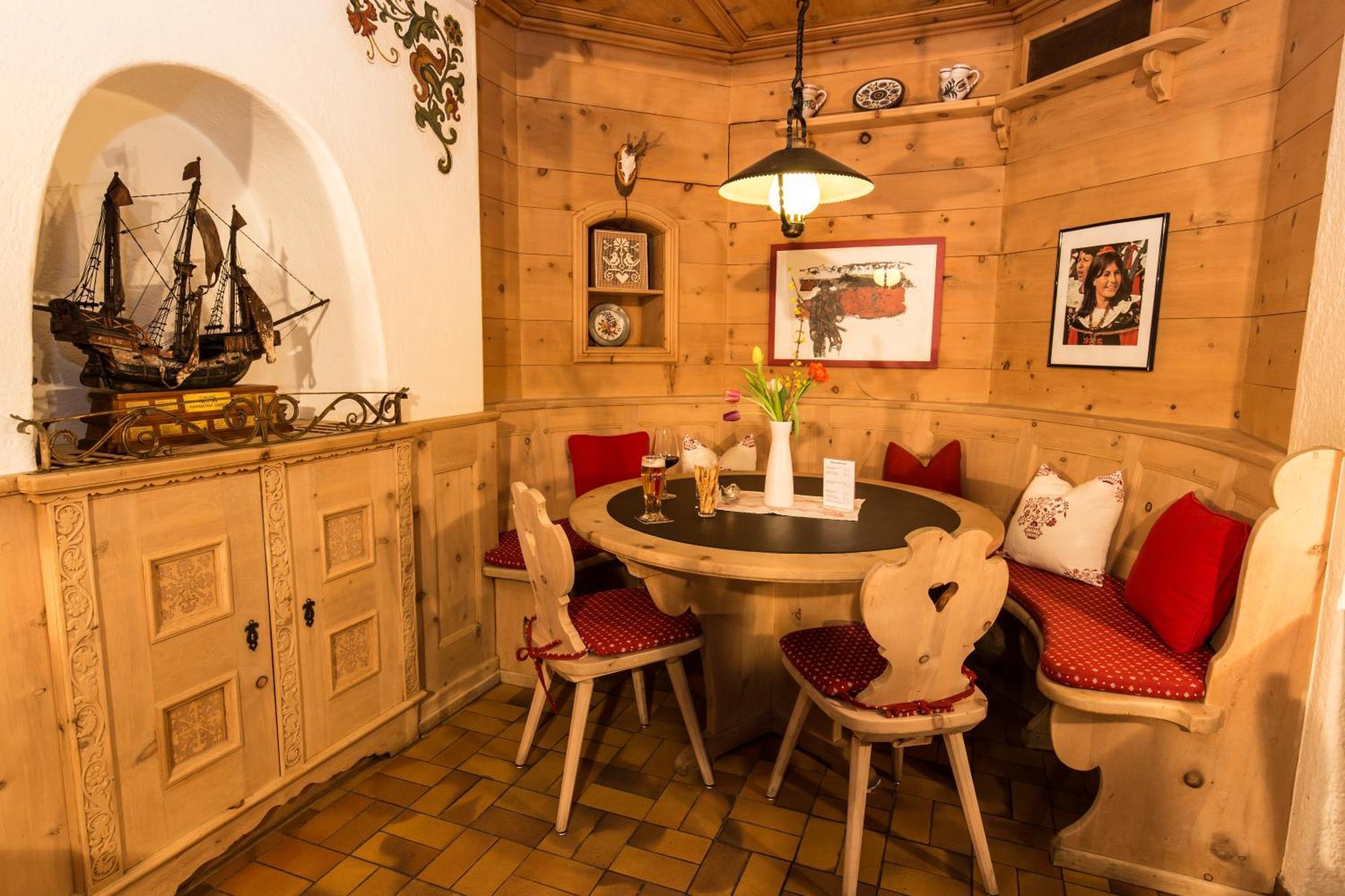 Hotel Restaurant Gabriel Scuol Zewnętrze zdjęcie
