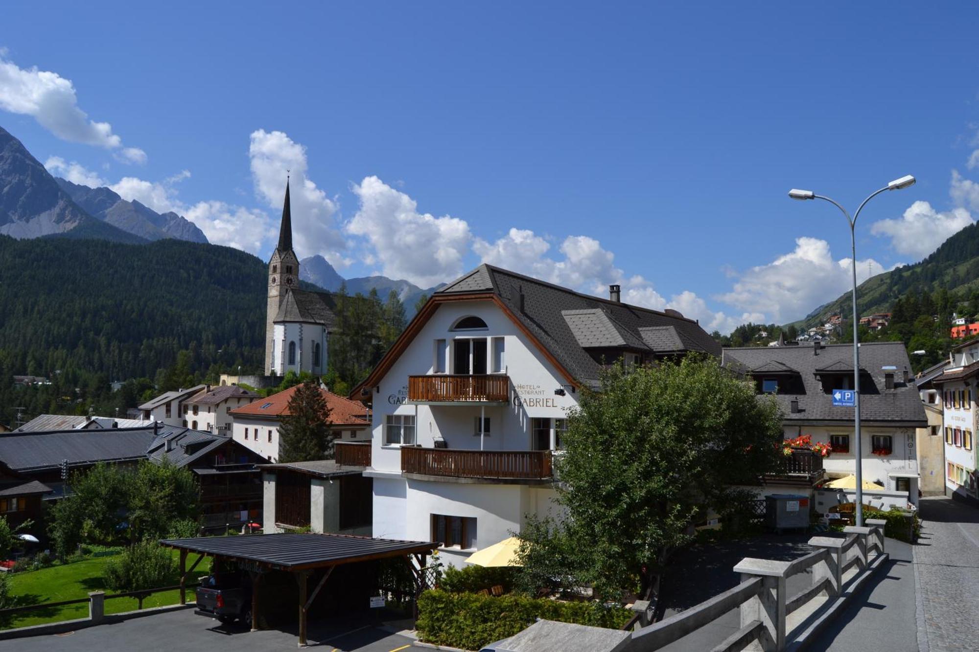 Hotel Restaurant Gabriel Scuol Zewnętrze zdjęcie
