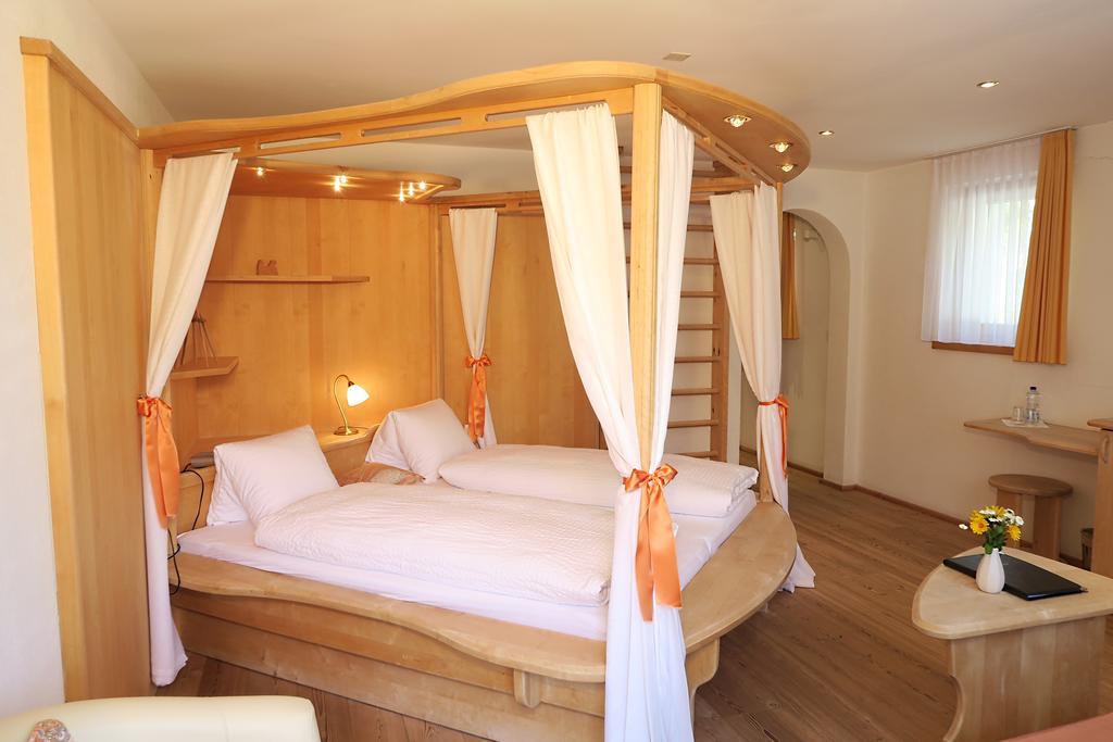 Hotel Restaurant Gabriel Scuol Zewnętrze zdjęcie