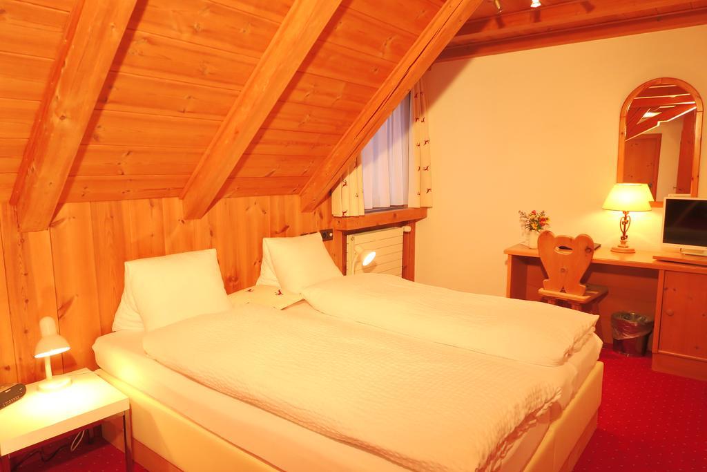 Hotel Restaurant Gabriel Scuol Zewnętrze zdjęcie