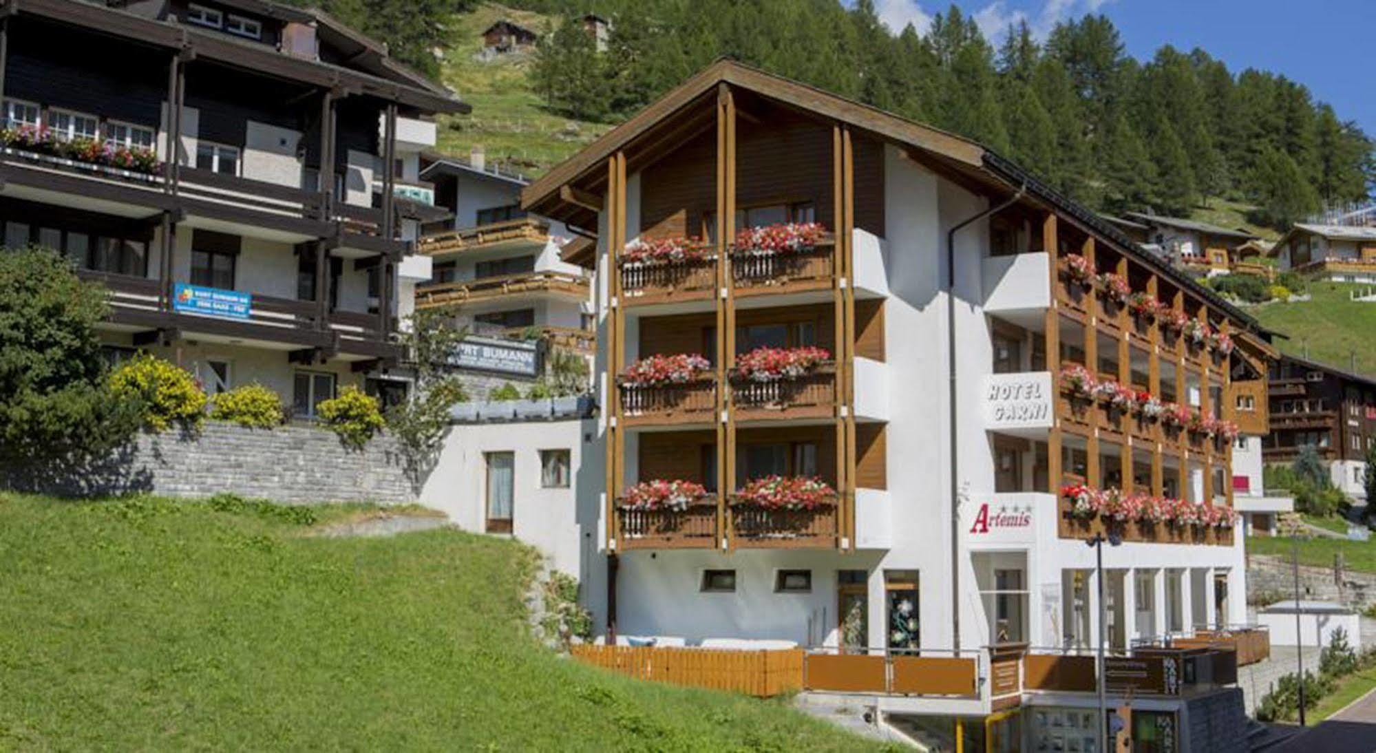 Hotel Restaurant Gabriel Scuol Zewnętrze zdjęcie