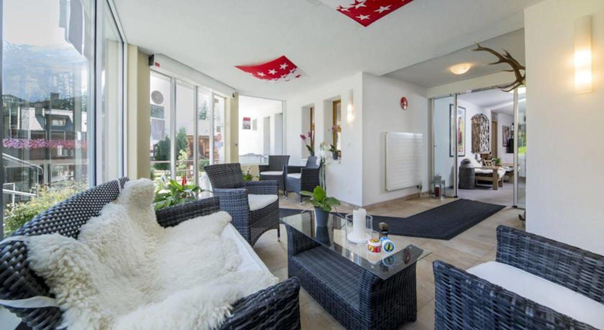 Hotel Restaurant Gabriel Scuol Zewnętrze zdjęcie