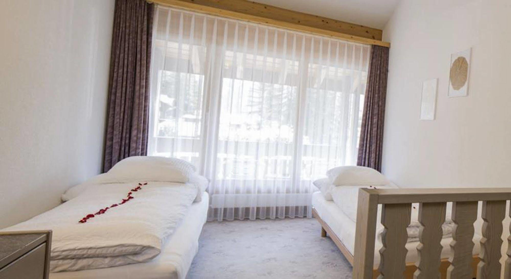 Hotel Restaurant Gabriel Scuol Zewnętrze zdjęcie